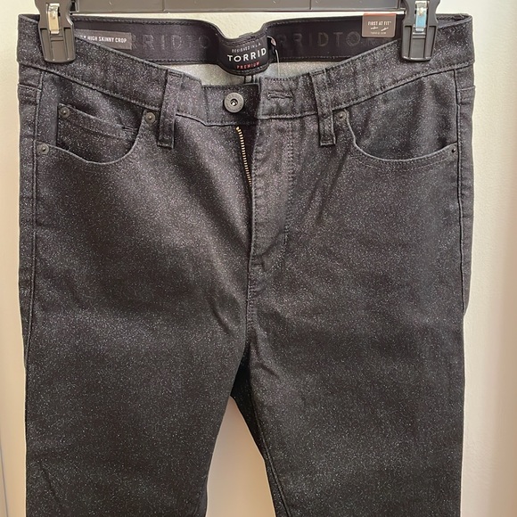 Torrid Skinny Jeans - Picture 2 of 5